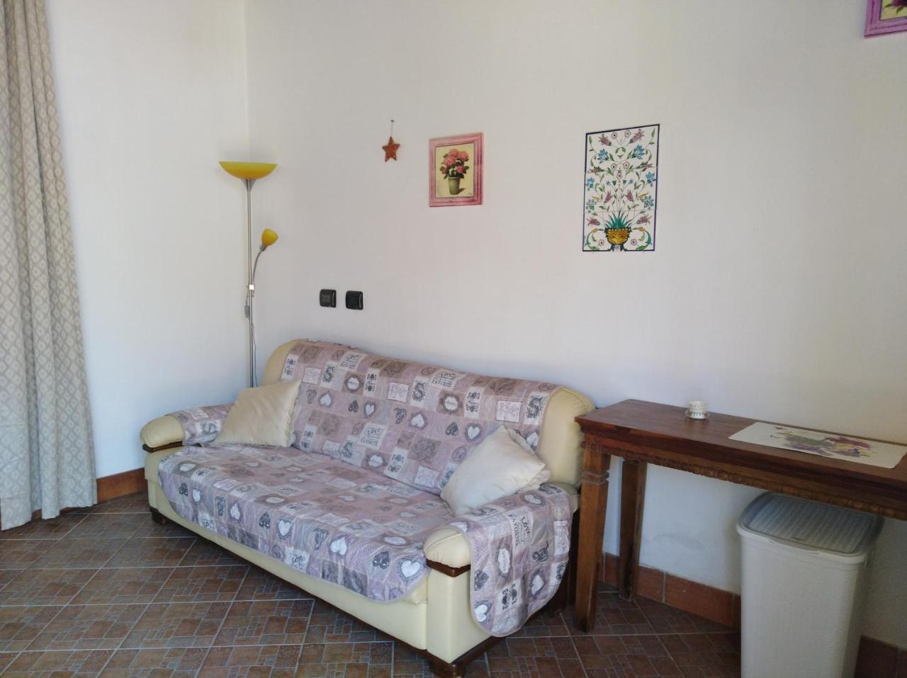 Casetta A Pochi Passi Dal Mare 马扎拉德尔瓦洛 外观 照片