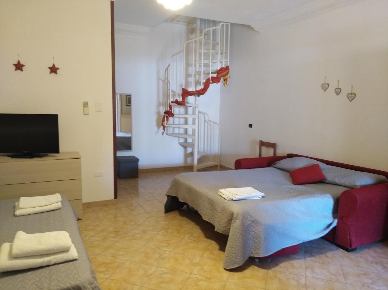 Casetta A Pochi Passi Dal Mare 马扎拉德尔瓦洛 外观 照片